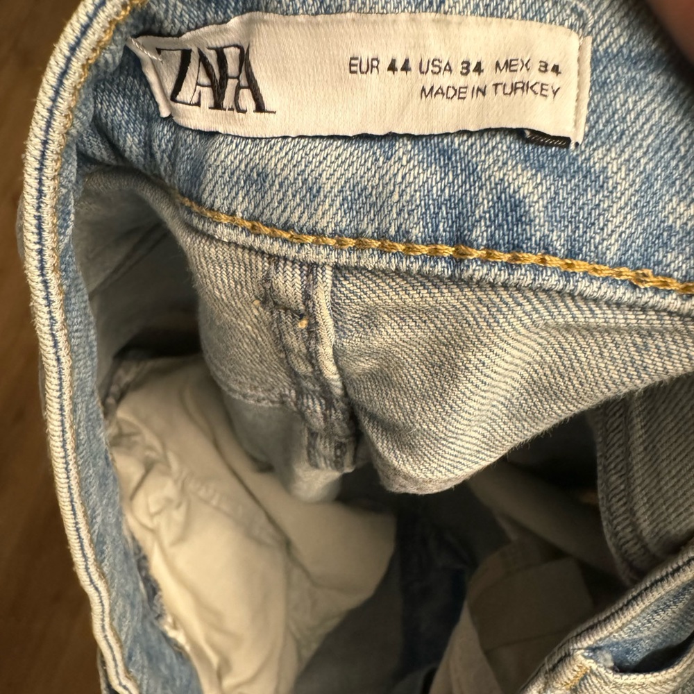 Zara Classic Blue Denim Jeans